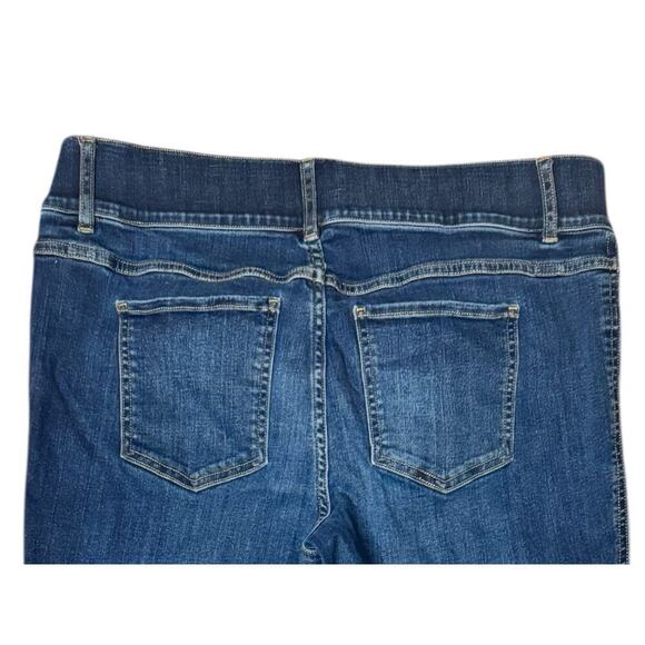 SPANX Everywear Flare Jeans Pull On High Rise Stretch Denim XL 14 Petite - Picture 5 of 7